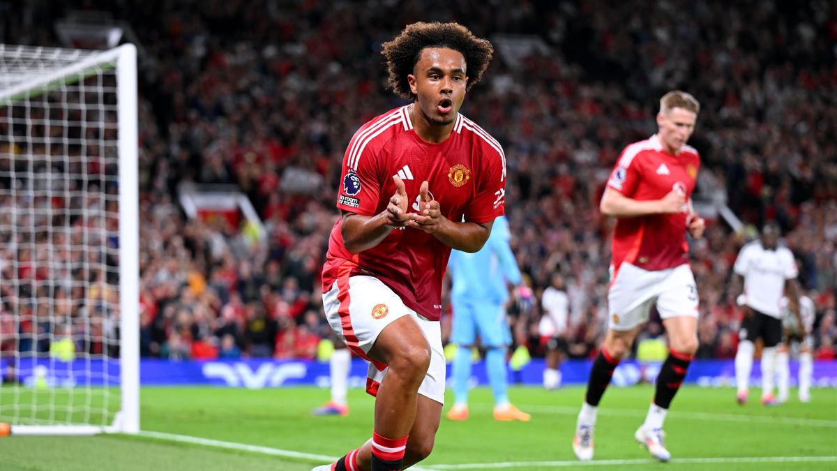 Cetak Gol Debut Pada Laga Bersama Manchester United, Zirkzee Sempurna